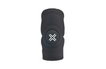 Фото: Защита колена FUSE Alpha Sleeve Kids, One Size, Черный