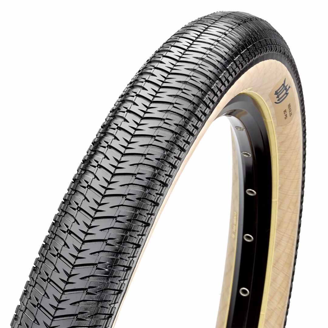 Maxxis производитель страна. Maxxis DTH 26x2.30. Покрышки Maxxis 26 DTH. Покрышки Максис 26 на велосипед. Maxxis DTH 26x2.15.